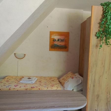 Hof Kueselberg Bed & Breakfast Thomasburg Екстериор снимка